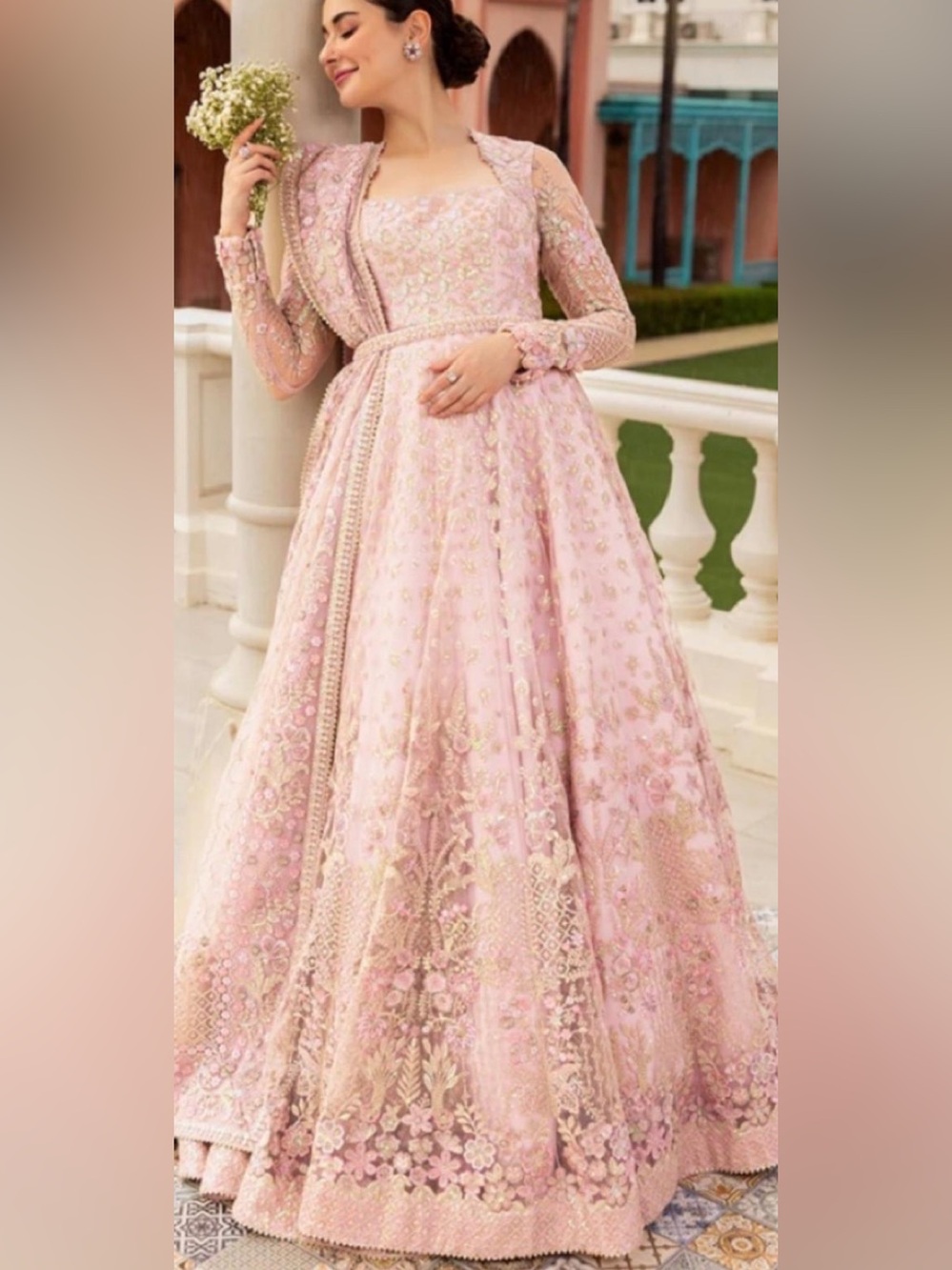 Boutique 9 Blush Pink Embroidered Long-Sleeve Gown bust 41/42